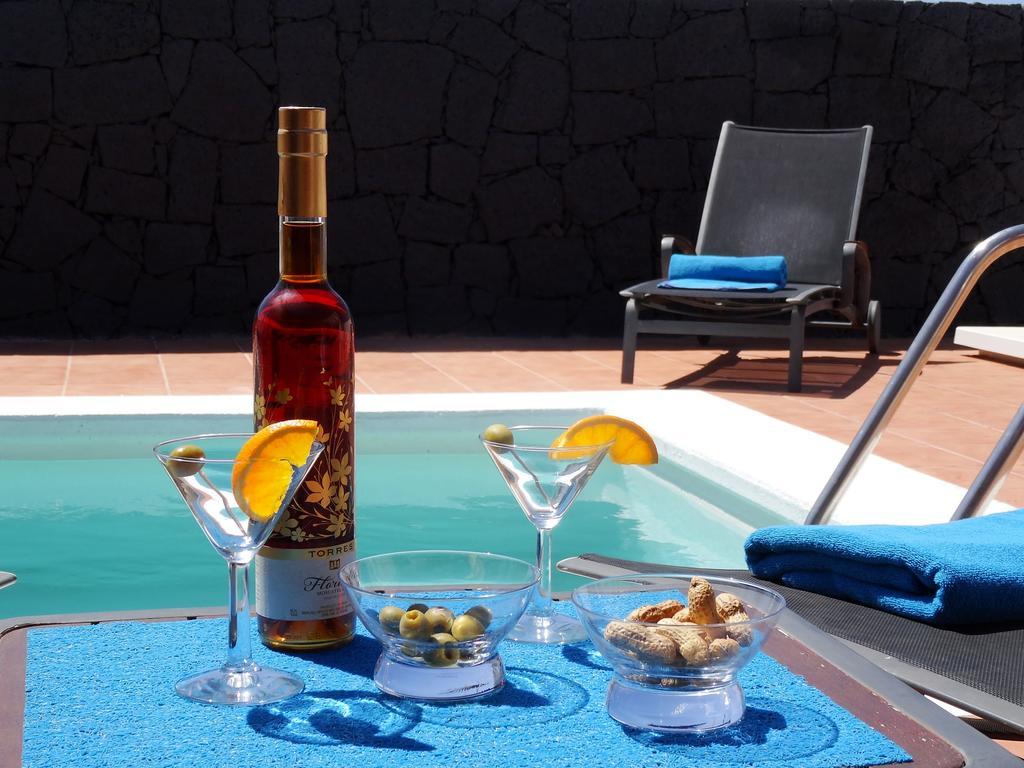 Happy Villa Con Piscina Privada Playa Blanca  Ngoại thất bức ảnh
